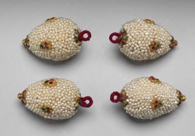 图片[2]-Set of four seed-pearl buttons inlaid with gems, Qing dynasty, 18th-19th c., Work of the Muslim regions-China Archive